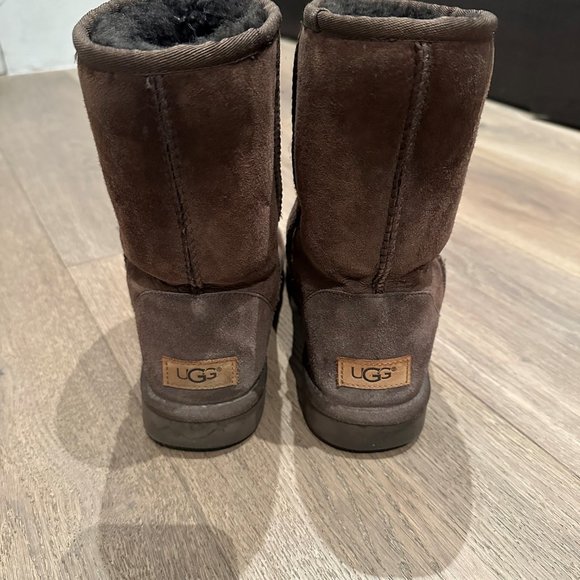 Womens Ugg® Classic Short Boot - Burnt Cedar - Size 9 - Picture 3 of 5